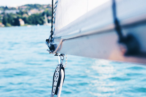 color wrapping boat